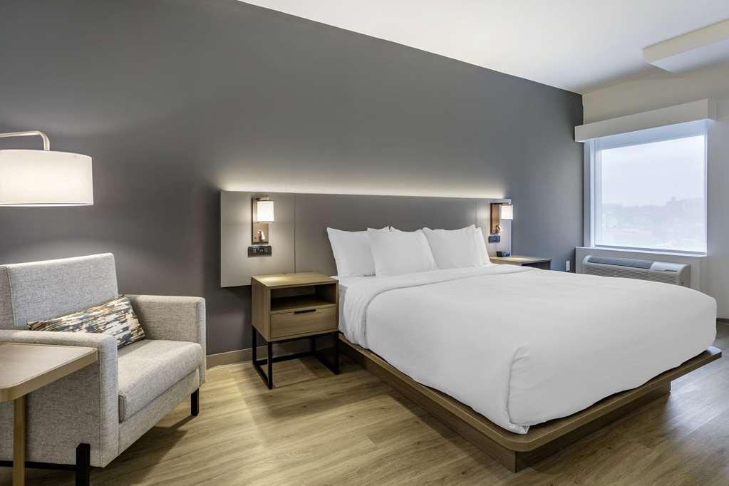 Comfort Inn & Suites Newark Liberty International Airport Szoba fotó