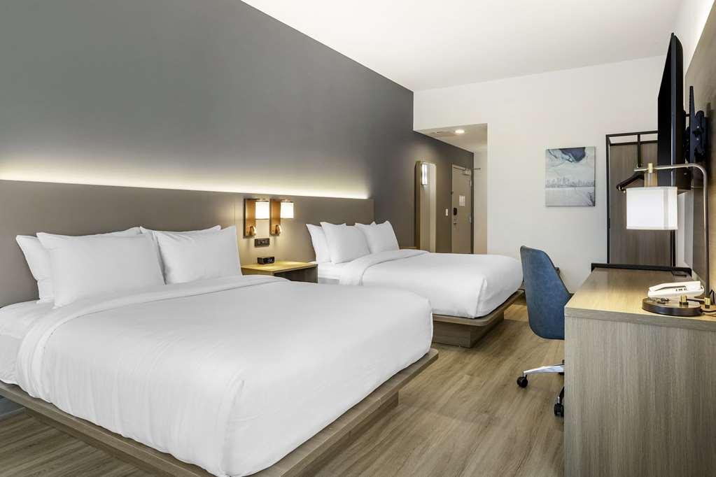 Comfort Inn & Suites Newark Liberty International Airport Szoba fotó