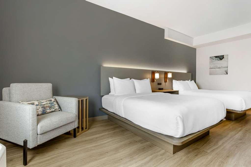 Comfort Inn & Suites Newark Liberty International Airport Szoba fotó
