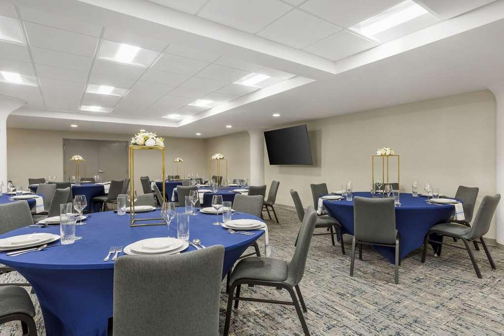 Comfort Inn & Suites Newark Liberty International Airport Létesítmények fotó