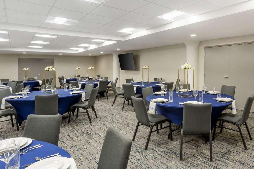 Comfort Inn & Suites Newark Liberty International Airport Létesítmények fotó